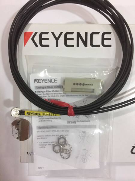 Keyence -FU-67TZ - 1